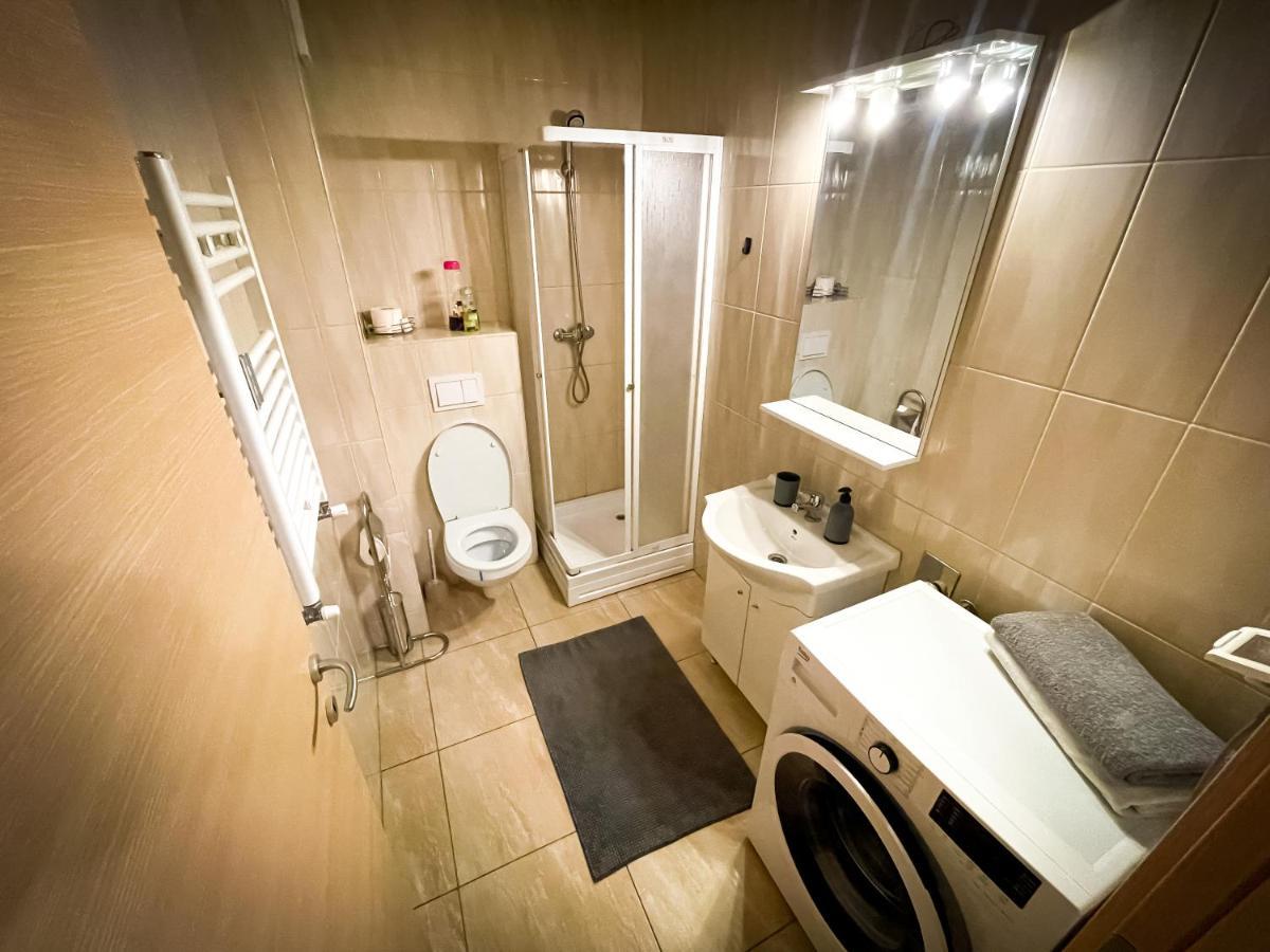 Prima Residence Apartment Орадя Экстерьер фото